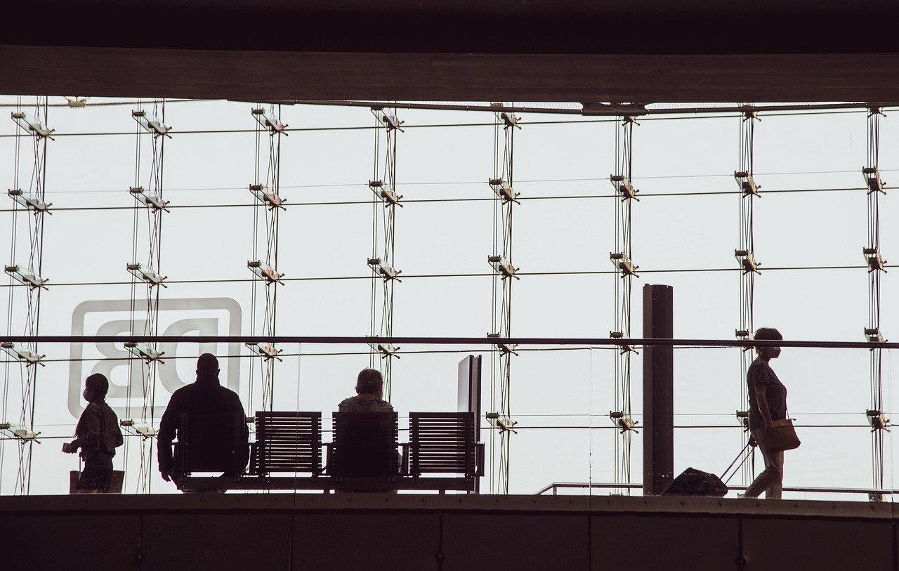 silhouettes, people, bank, suitcase, building, structure, to travel, station, wait, bank, bank, bank, bank, bank